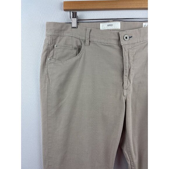 Men’s Brax Feel Good Size 26 Khaki Slacks - Picture 2 of 6